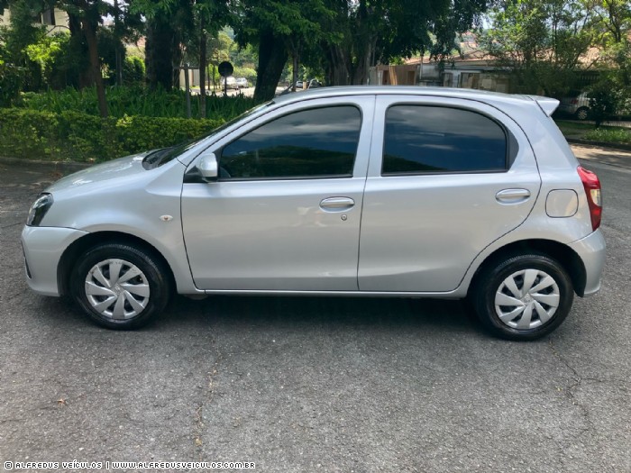 Toyota ETIOS X 1.3 AUTOMTICO 2018/2019